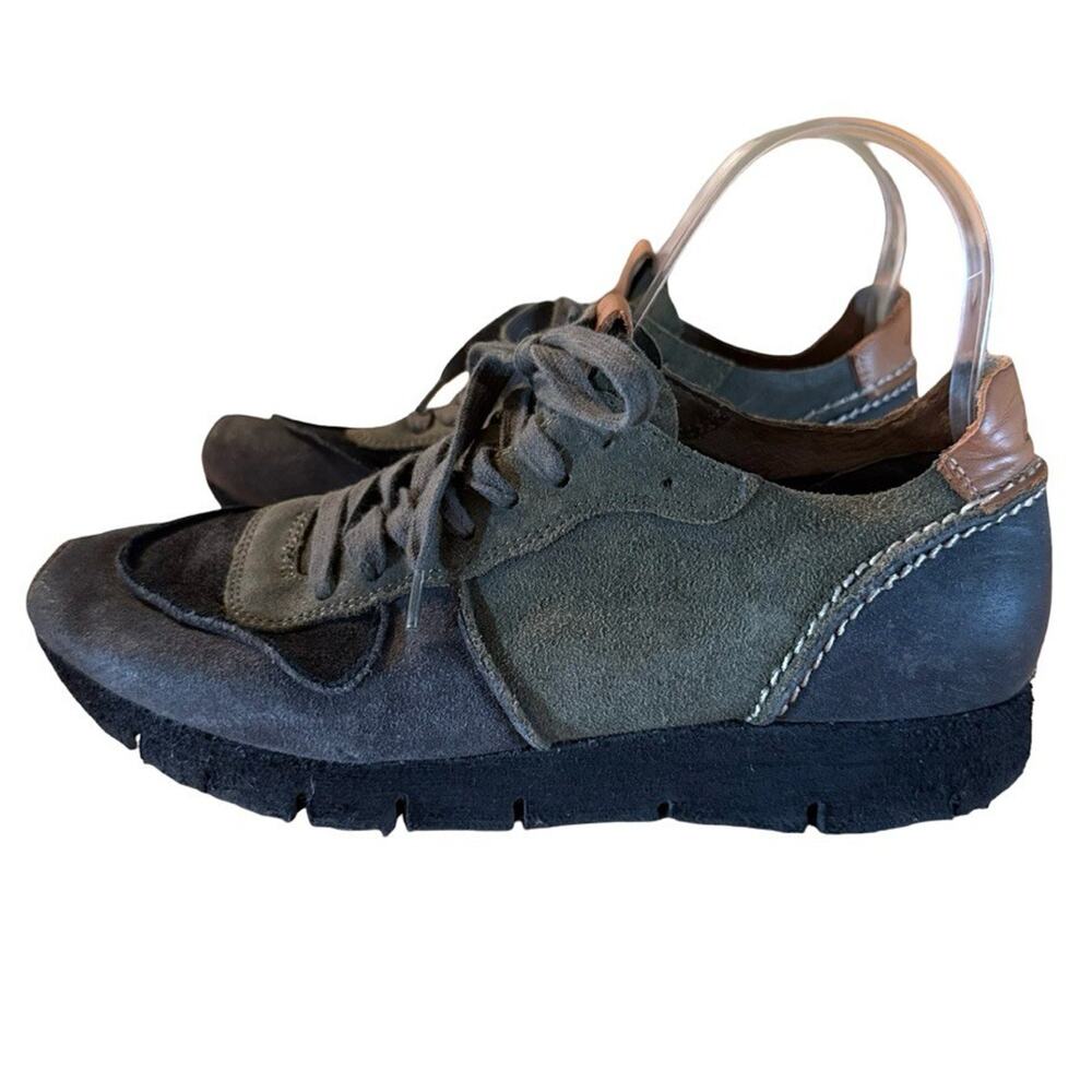 OTBT Snowbird Sneakers Suede Lace Up Green Leather Comfort Shoes Womens sz 9